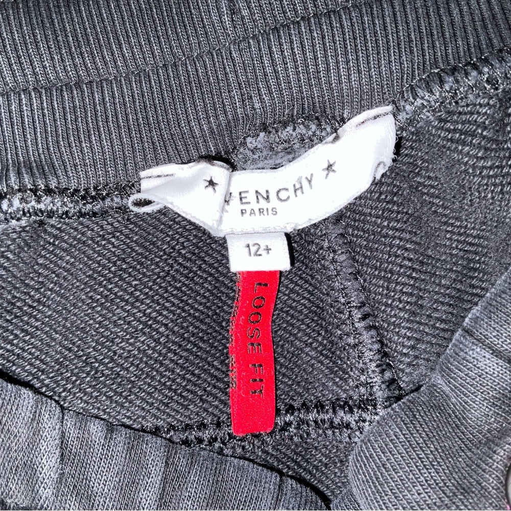 Givenchy Sweatpants - Picture 4 of 6